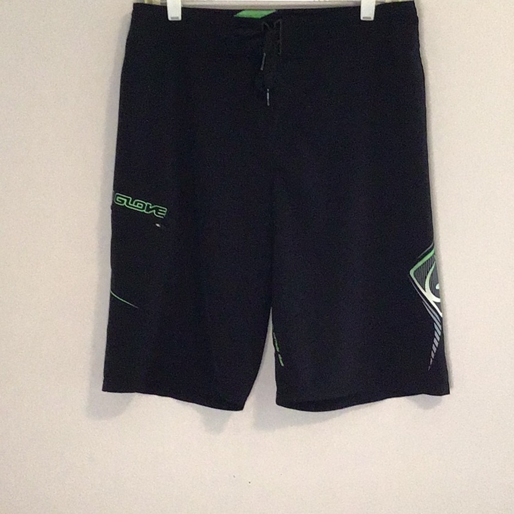Men’s 30 Body Glove Vapor Skin Black Board Shorts